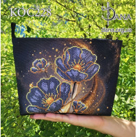 Модниця з медведиком. Косметичка для вишивки (Код:КОС196)
